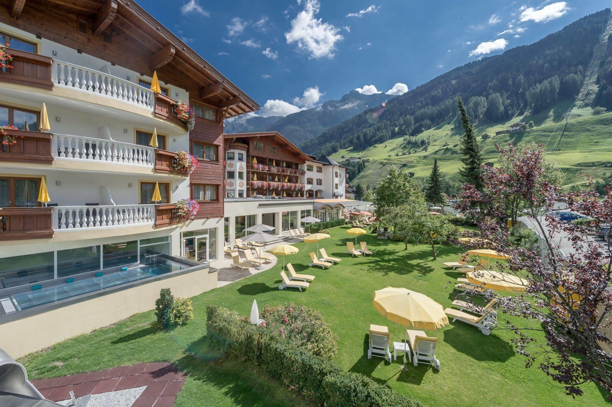 Neustift Hotel 4*